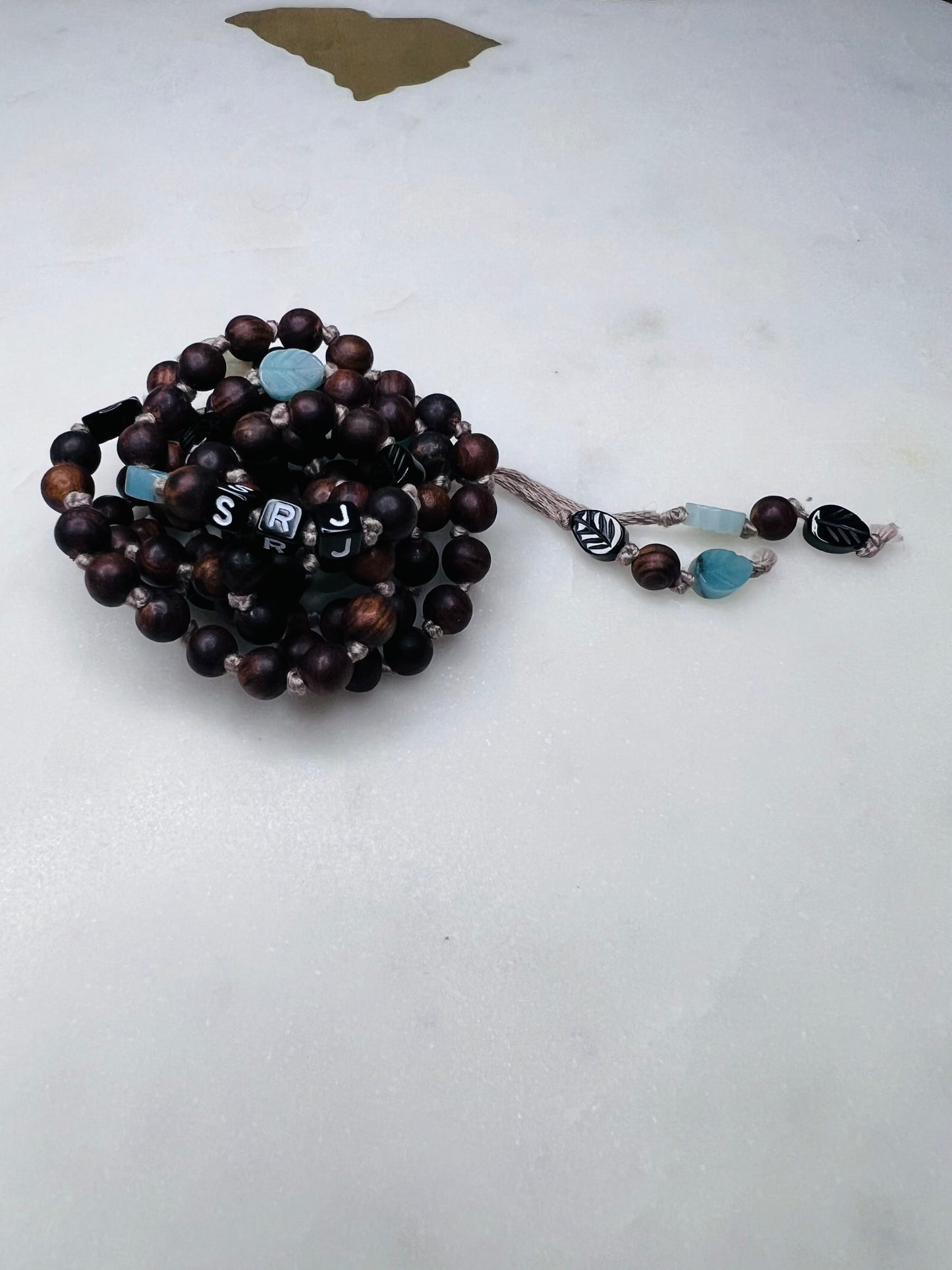 Amazonite and onyx leaf